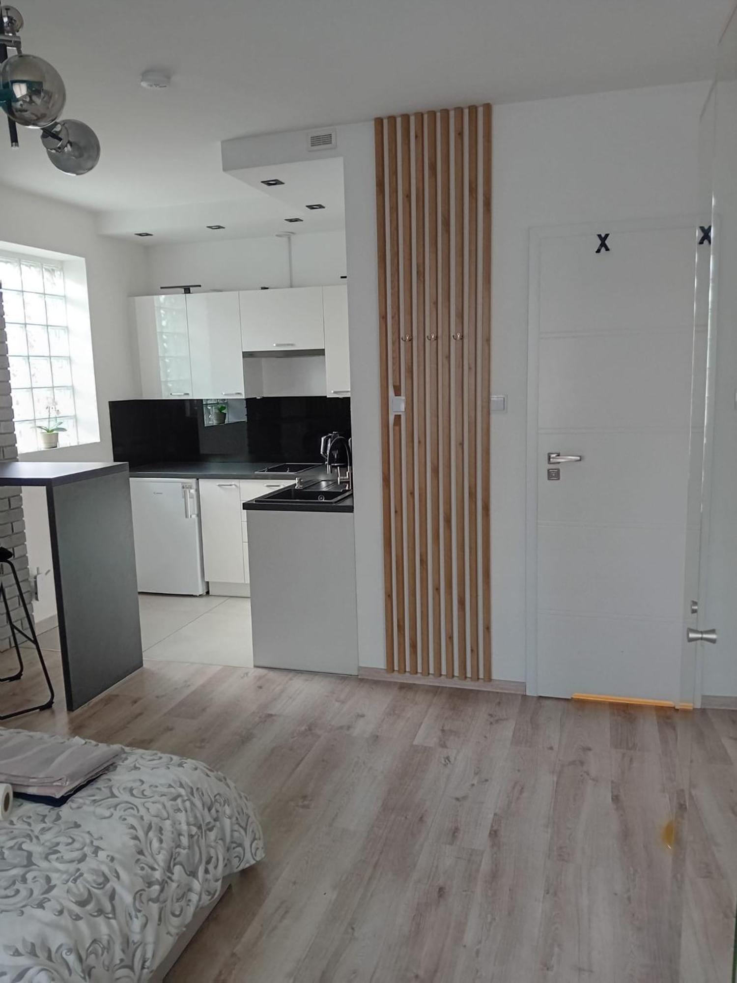 Apartament Z Lozem Malzenskim - Bezplatny Parking Poznań Exterior foto